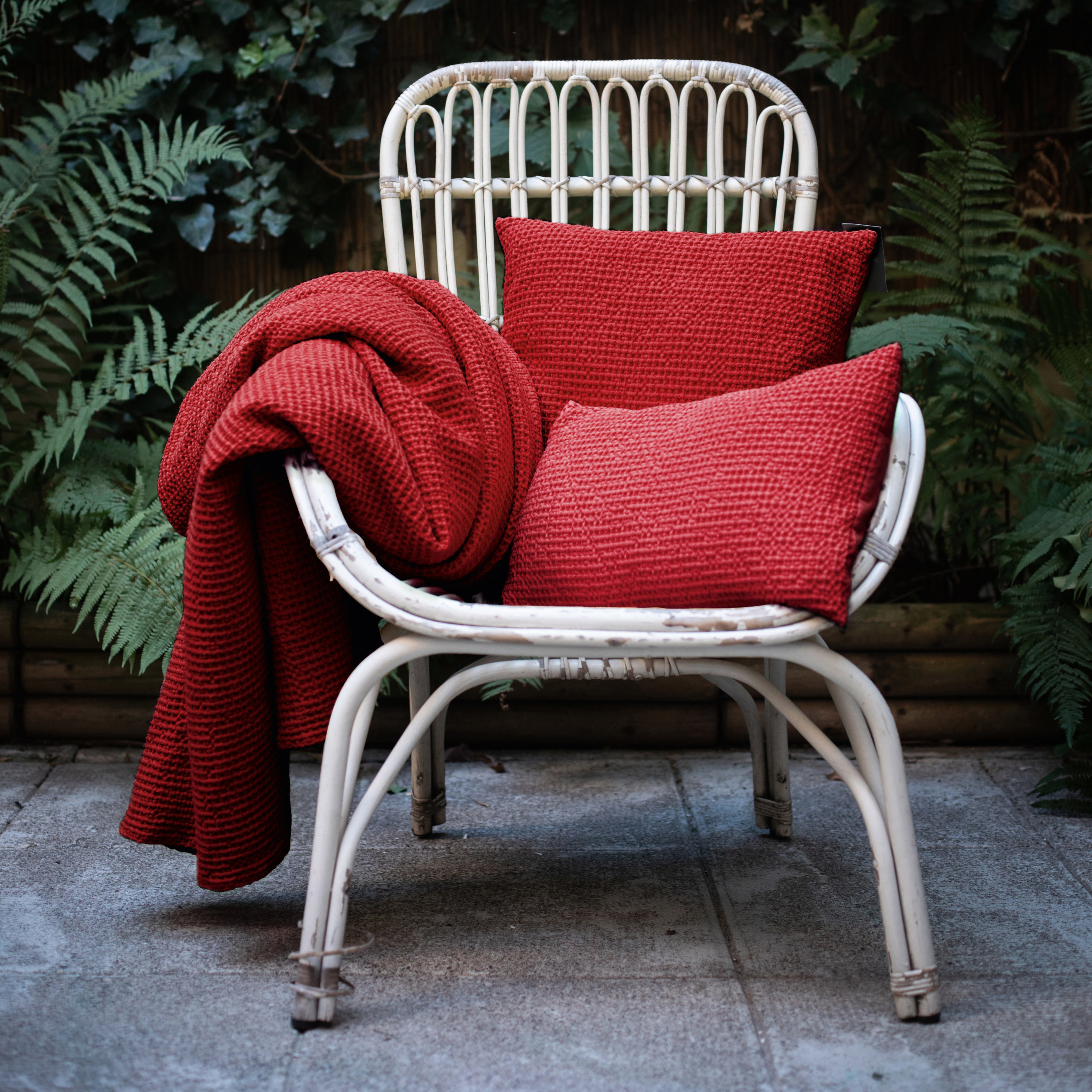 Coussin Maia Noir Carbone 30×50 coton La Vallée du blanc Coussin Maia Noir Carbone 30×50 coton Coussins La Vallée du blanc