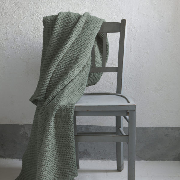 Jete Stonewashed Maia Vert de Gris 240 x 260 Jetés de lit La Vallée du blanc