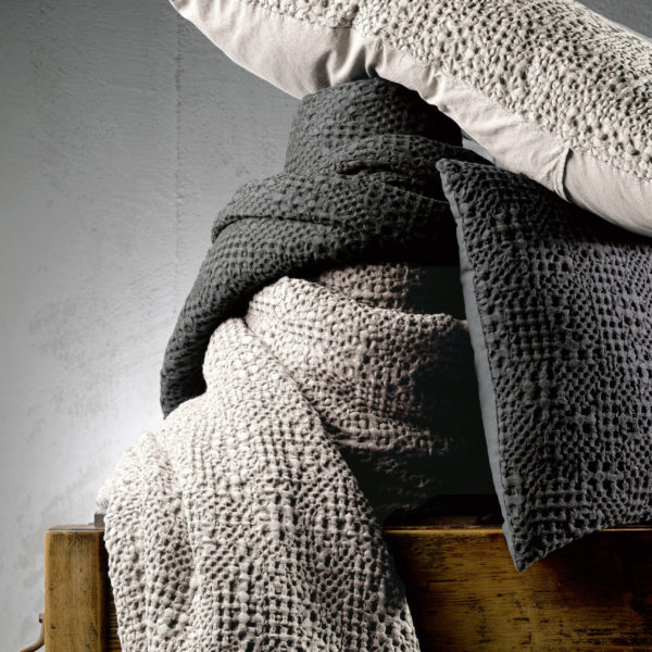 Jeté Stonewashed Tana Craie 260 X 260 Jetés de lit La Vallée du blanc