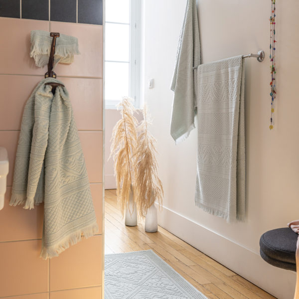 Drap de bain uni Zoé Jade 100 x 180 Draps de bain La Vallée du blanc