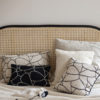 Coussin Dany Blanc/noir 40 x 65 – Image 3