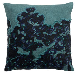 Coussin Mara brodé Vert de gris 45 x 45 Coussins La Vallée du blanc