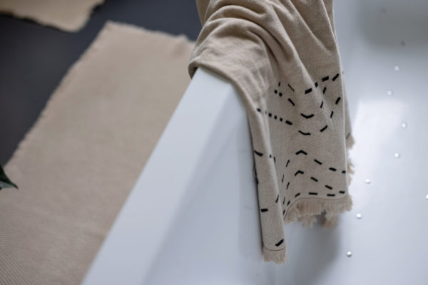 Drap de bain Julia Lin 90 x 150 Draps de bain La Vallée du blanc