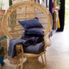 Coussin uni Fara Marine 40 x 65 – Image 3