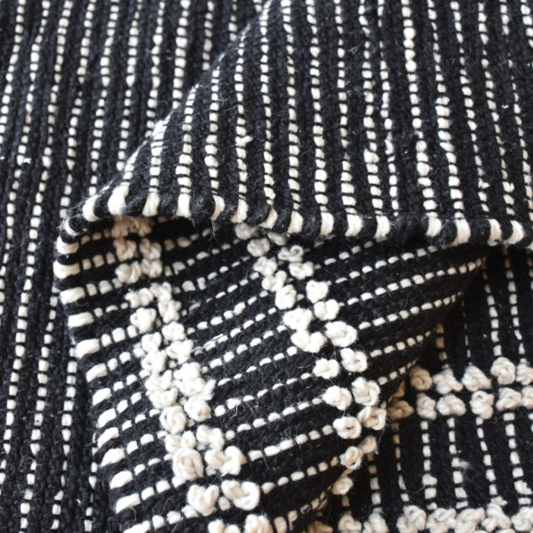 Tapis Gimie Charbon/ivoire 190 x 290 Tapis La Vallée du blanc