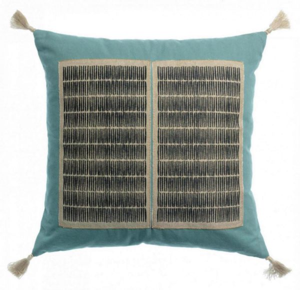 Coussin brodé Yaël Prusse 45 x 45 Coussins La Vallée du blanc
