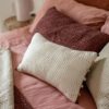 Coussin uni Gastounet Sienne 30 x 50 – Image 3
