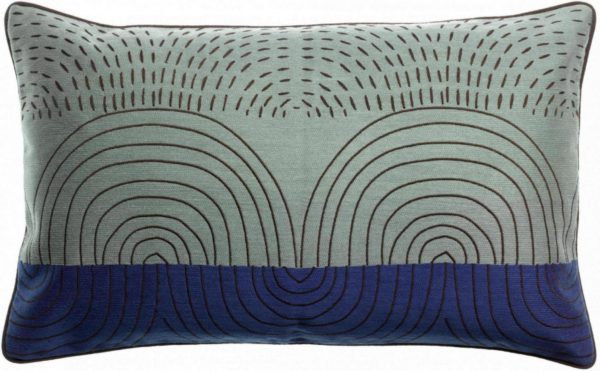 Coussin brodé Etna Touareg 40 x 65 Coussins La Vallée du blanc