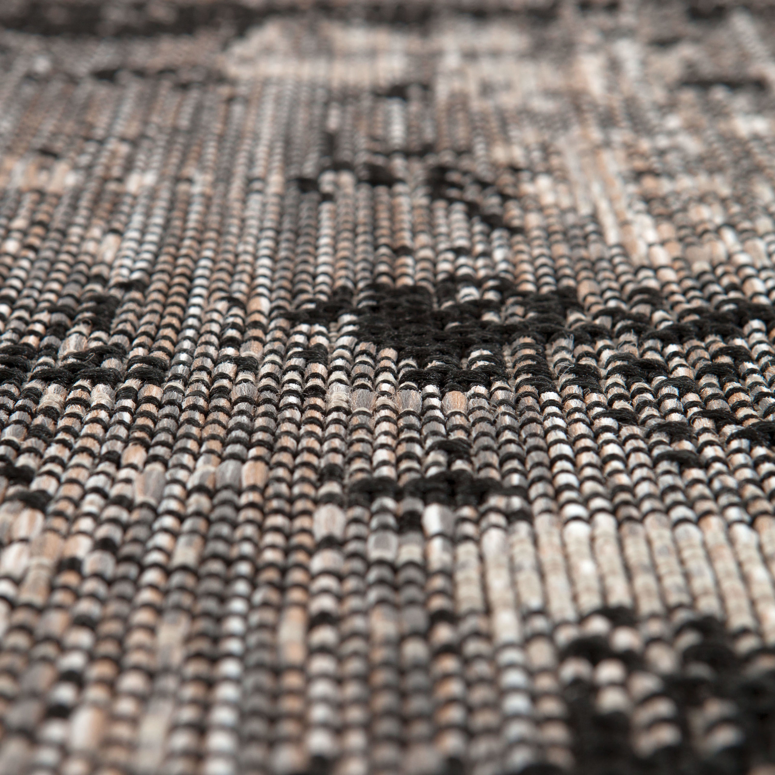 Tapis Catania 2 outdoor noir Ø160 Vivaraise La Vallée du blanc Tapis Catania 2 outdoor noir Ø160 Vivaraise Tapis La Vallée du blanc