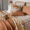 Coussin brodé Alina Dragée 45 x 45 – Image 4