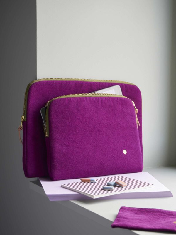 Housse iPad Iona Purple rain 19 x 26 x 3 Housses d'iPad La Vallée du blanc