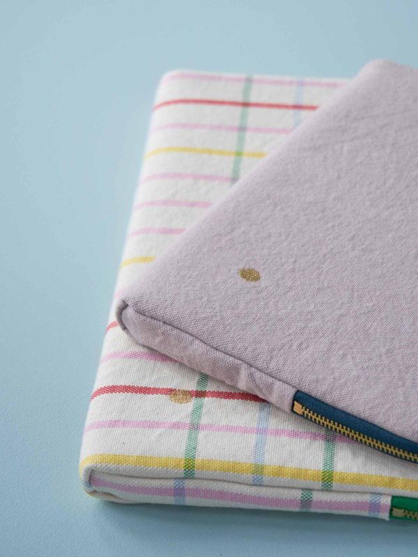 Housse iPad Iona Poivre rose 19 x 26 x 3 Housses d'iPad La Vallée du blanc