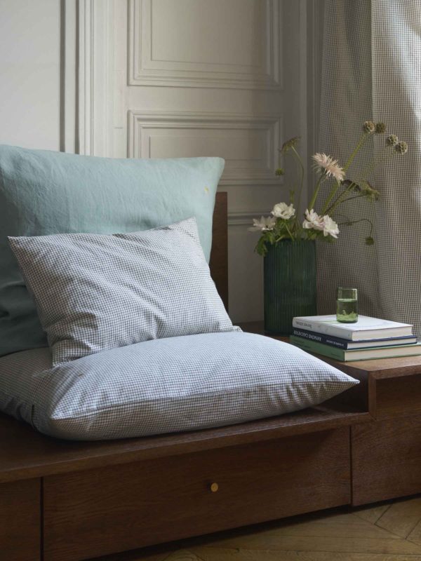 Housse de coussin Gustave Caviar 80 x 80 Housses de coussin La Vallée du blanc