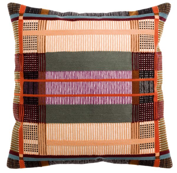 Coussin brodé Kaël Multico 45 x 45 Coussins La Vallée du blanc