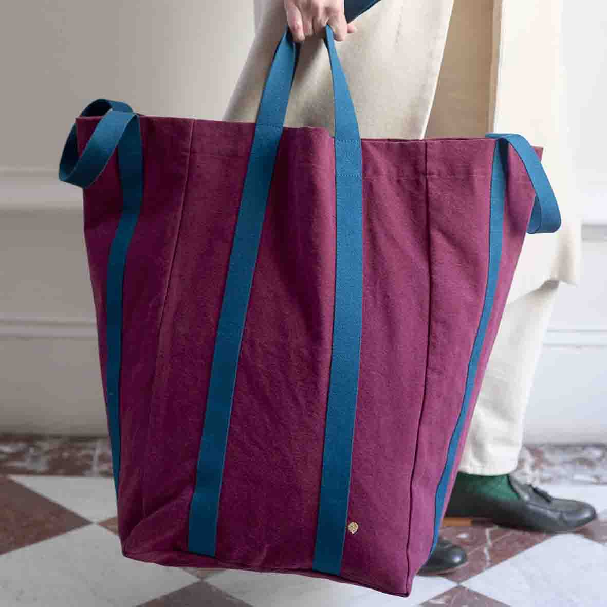 Sac maxi Poppins Iona Wine 48 x 33 x 33 La Vallée du blanc Sac maxi Poppins Iona Wine 48 x 33 x 33 Cabas La Vallée du blanc